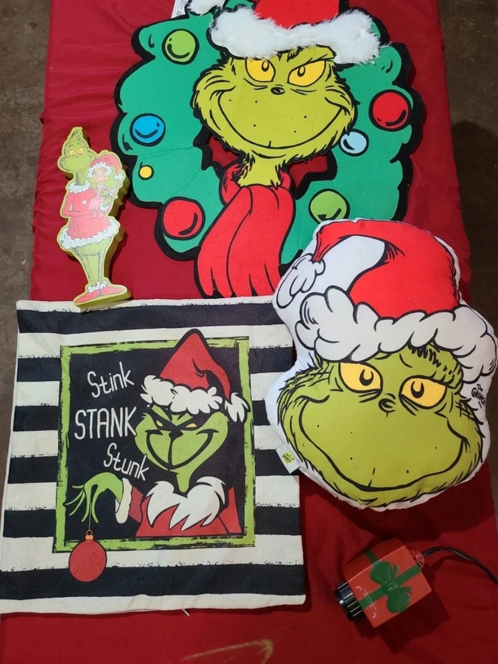 Hobby Lobby Grinch Holiday Multiple Decrations And Projector